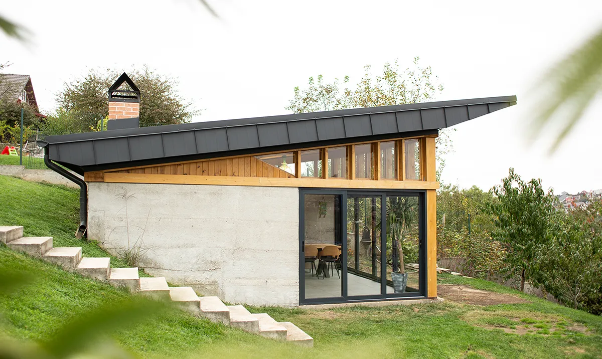 The Garden Kitchen - Image 1