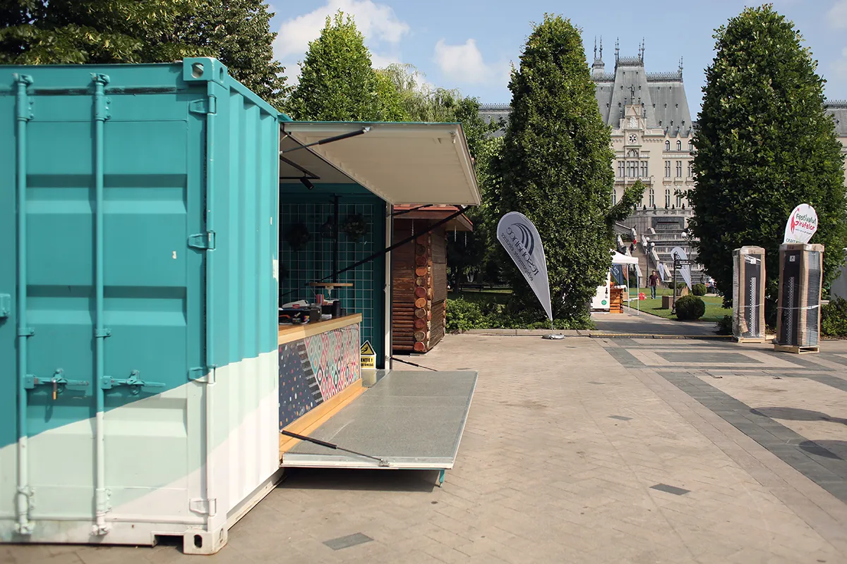 Containerul cu cafea - Imagine 3